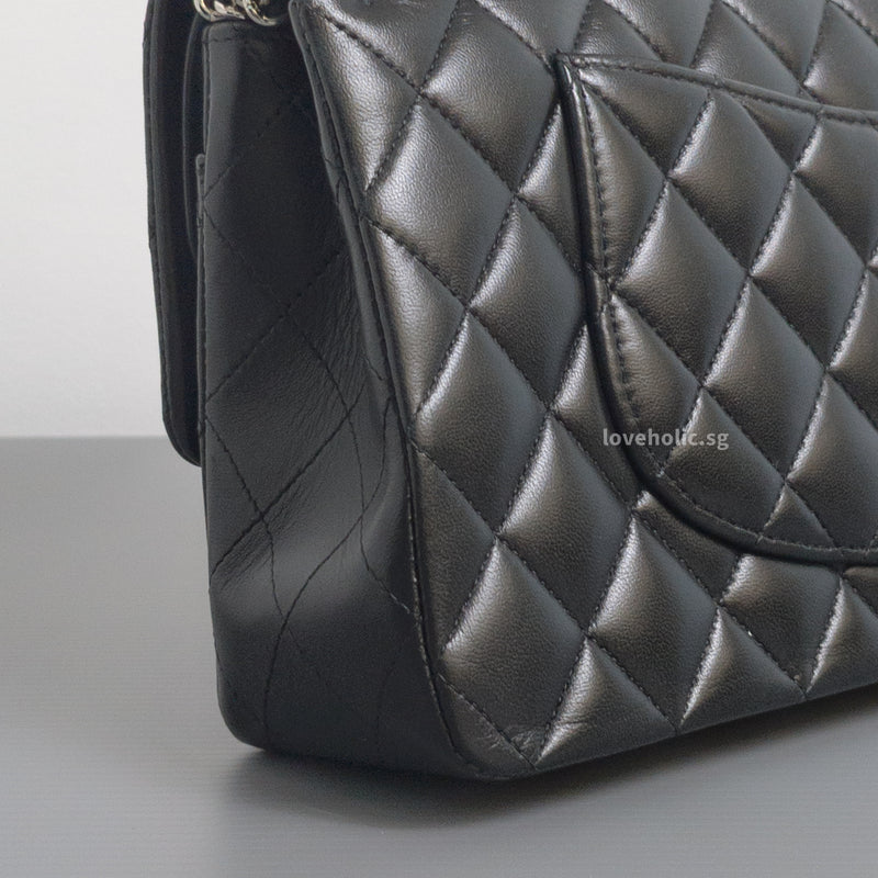 Chanel Classic Flap Medium | Black Lambskin Silver Hardware-details