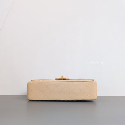 Chanel Classic Flap Medium | Beige Claire Caviar Gold Hardware-details