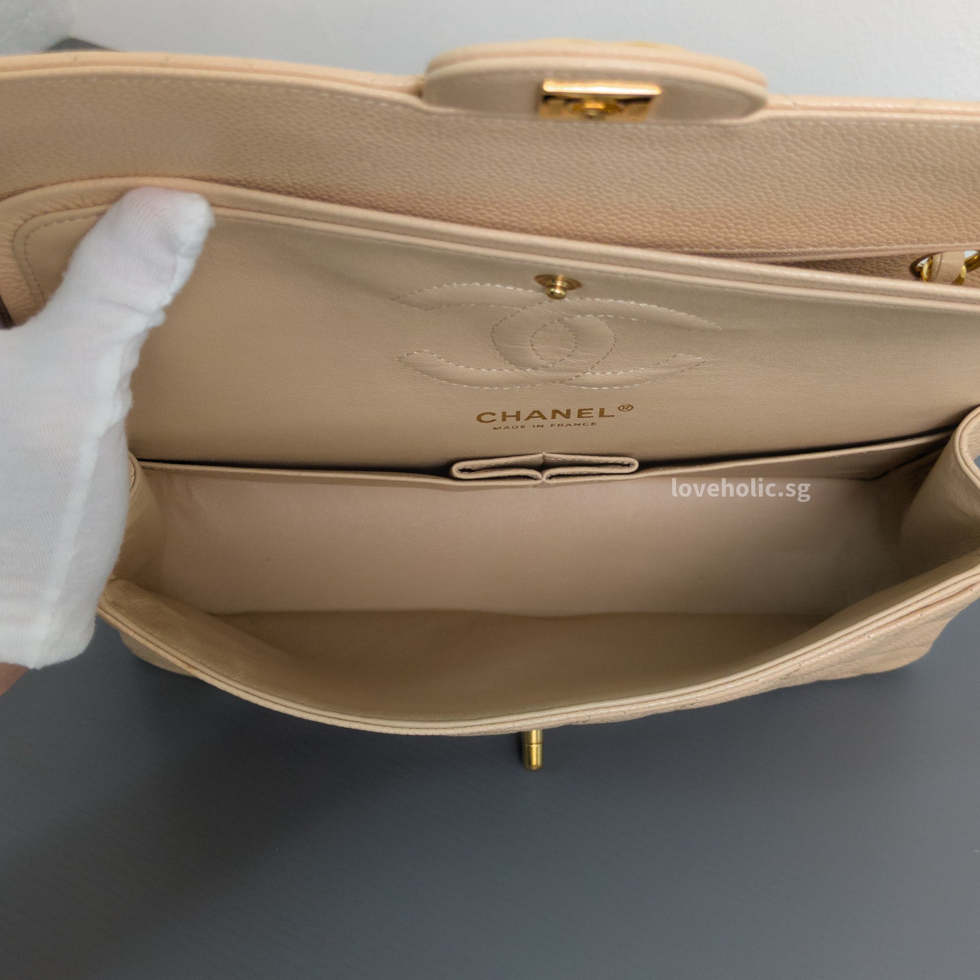 Chanel Classic Flap Medium | Beige Claire Caviar Gold Hardware-details