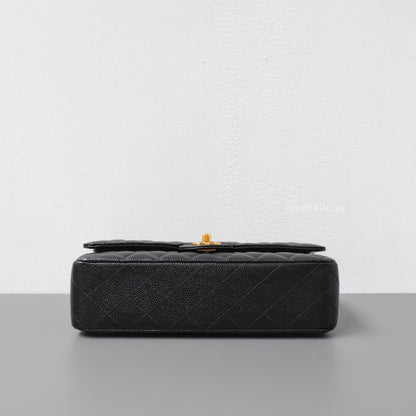 Chanel Classic Flap Medium | Black Caviar Gold Hardware-details