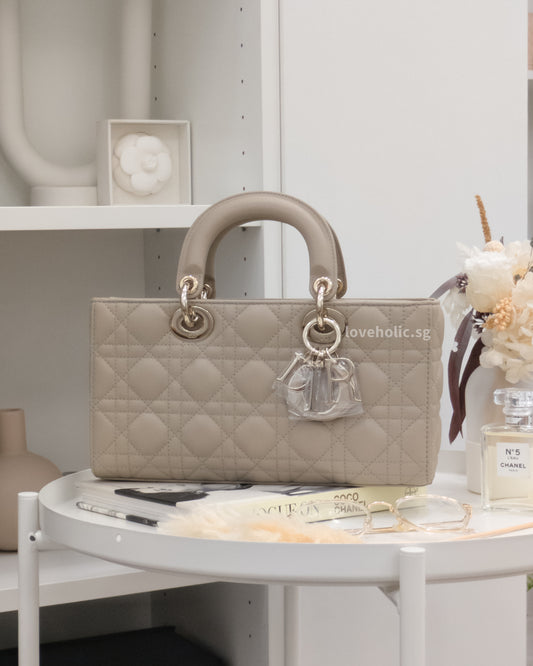 Dior Lady D-Joy Medium | Beige Lambskin Light Gold Hardware-front