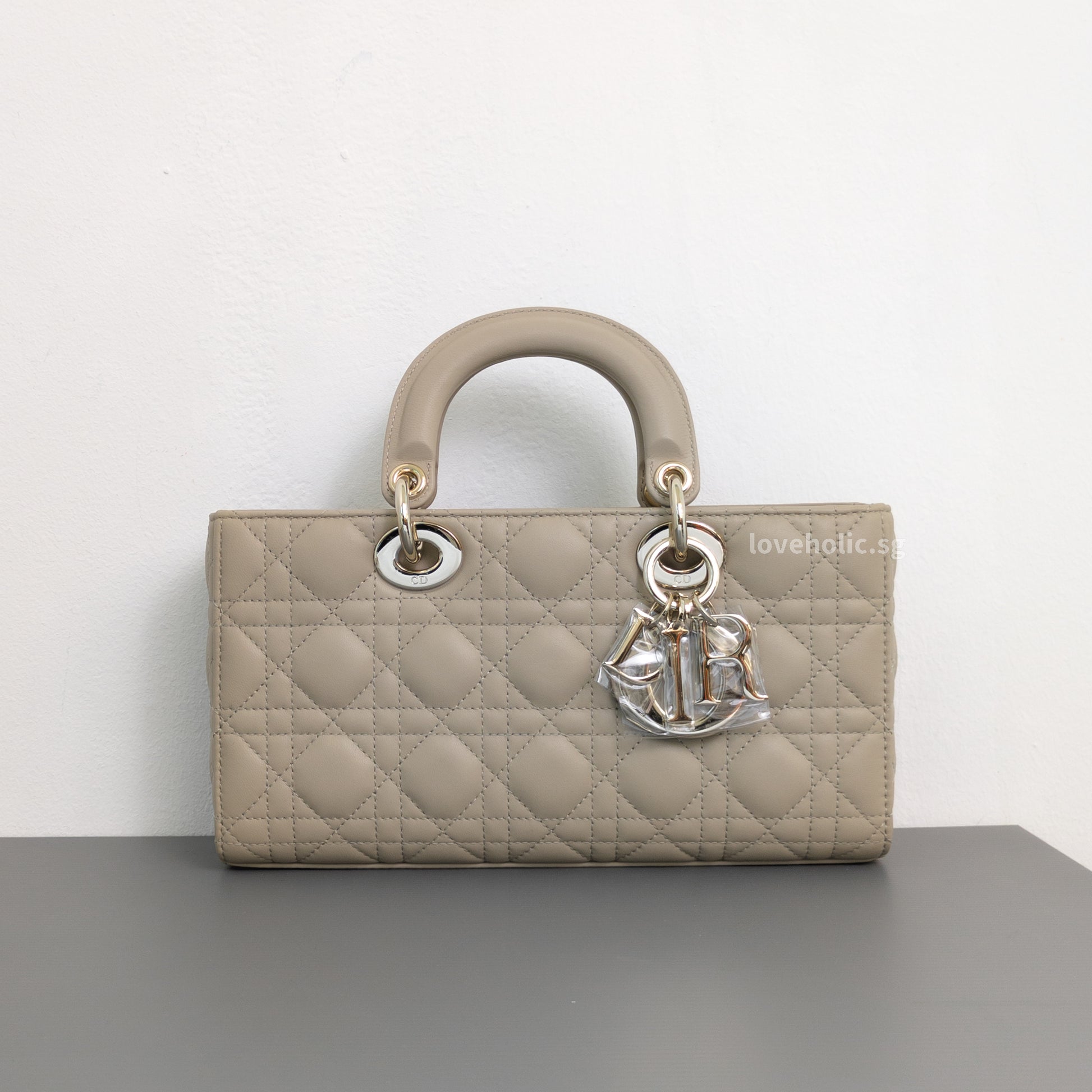 Dior Lady D-Joy Medium | Beige Lambskin Light Gold Hardware-front1