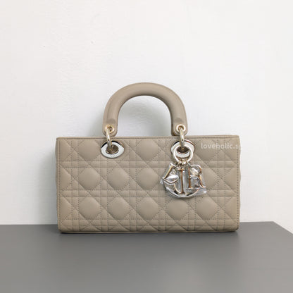 Dior Lady D-Joy Medium | Beige Lambskin Light Gold Hardware-front1