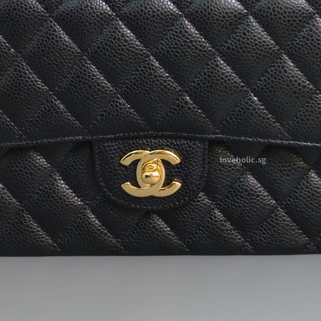 Chanel Classic Flap Medium | Black Caviar Gold Hardware-details