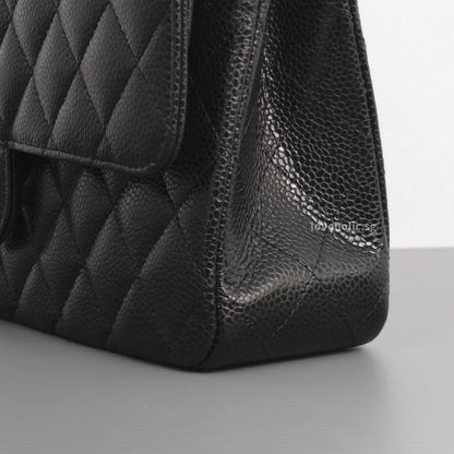 Chanel Classic Flap Medium | Black Caviar Gold Hardware-details