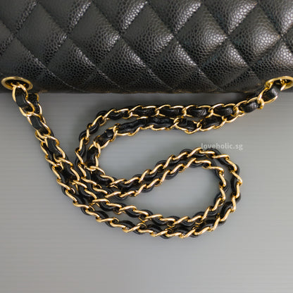 Chanel Classic Flap Medium | Black Caviar Gold Hardware-details