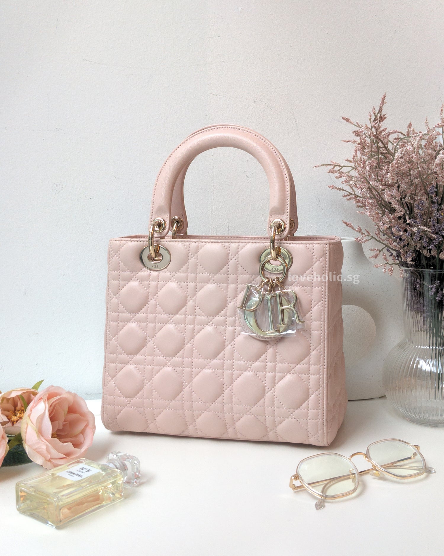 Dior Lady Dior Medium | Powder Pink Lambskin Light Gold Hardware-front