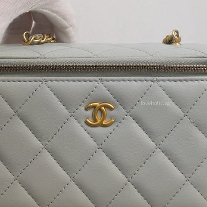 Chanel Pearl Crush Vanity Bag on Chain 23C Light Grey Lambskin Brushed Gold Hardware-details