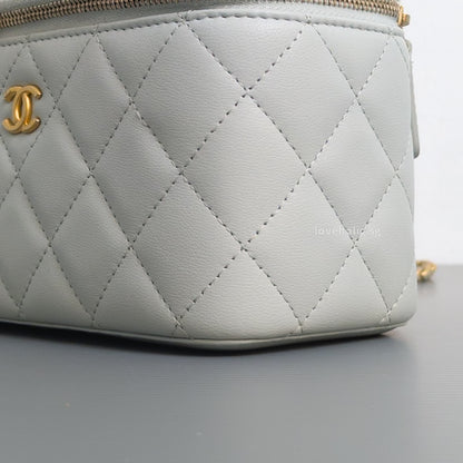 Chanel Pearl Crush Vanity Bag on Chain 23C Light Grey Lambskin Brushed Gold Hardware-details