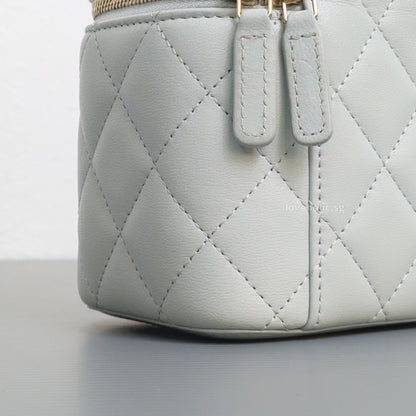 Chanel Pearl Crush Vanity Bag on Chain 23C Light Grey Lambskin Brushed Gold Hardware-details