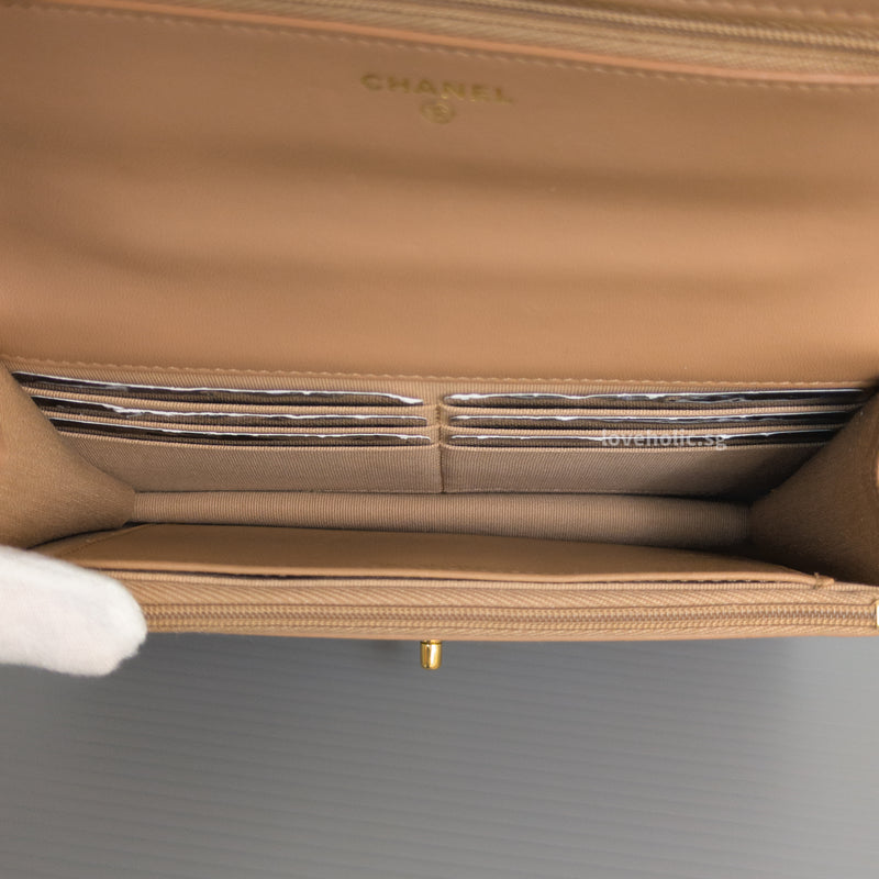 Chanel Top Handle Wallet On Chain 23B Dark Beige  Lambskin Gold Hardware-details