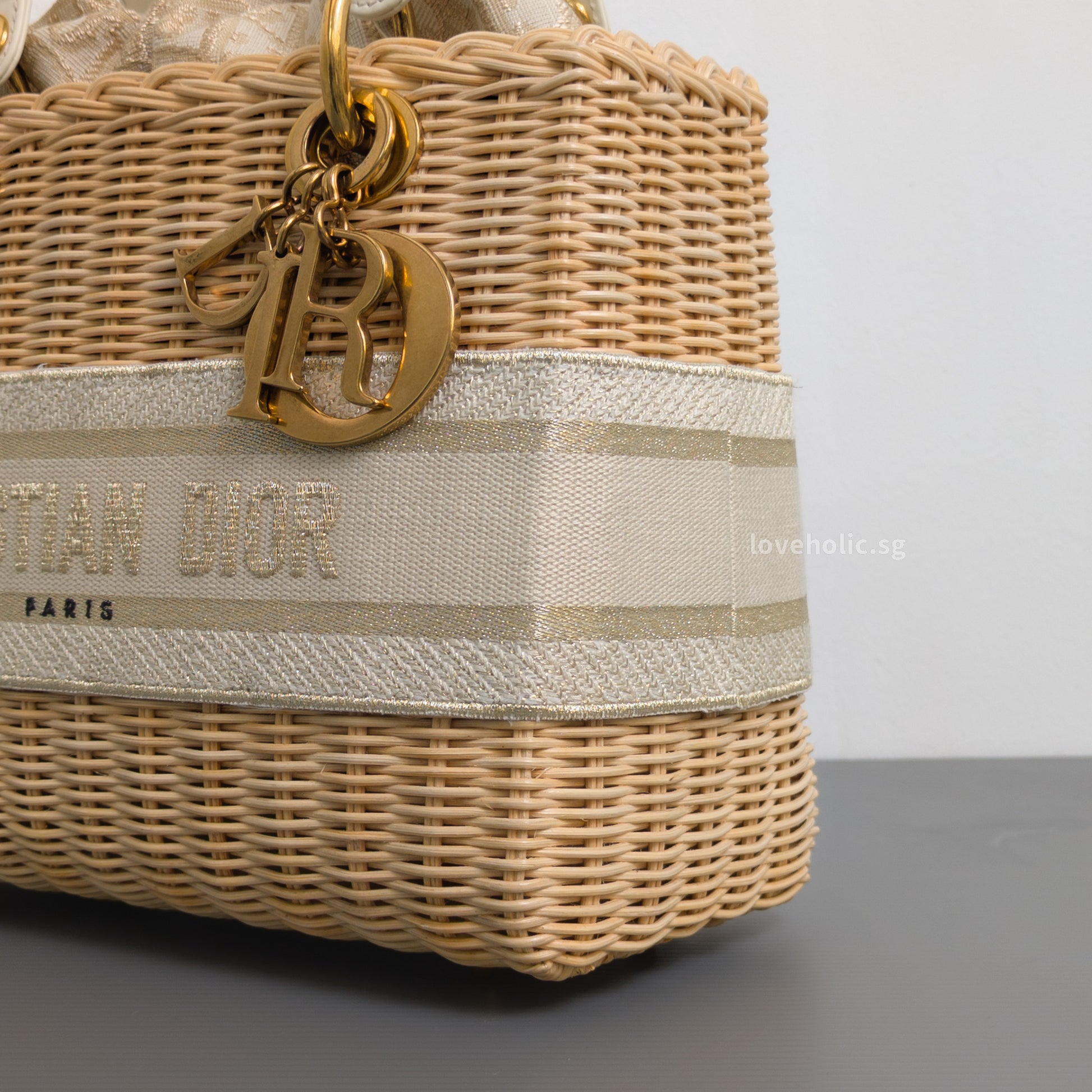 Dior Lady Dior Medium | Beige Oblique Natural Wicker Brushed Gold Hardware-details