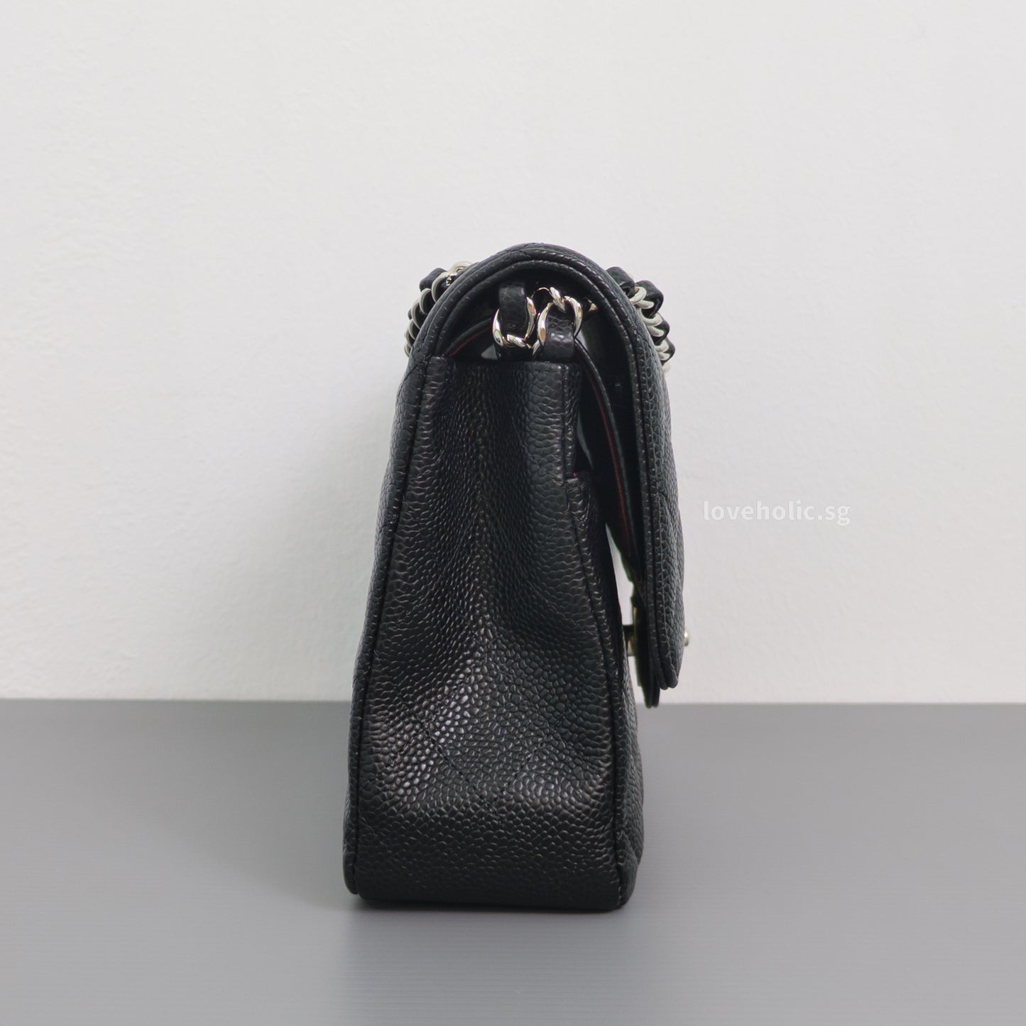 Chanel Classic Flap Medium | Black Caviar Silver Hardware-details