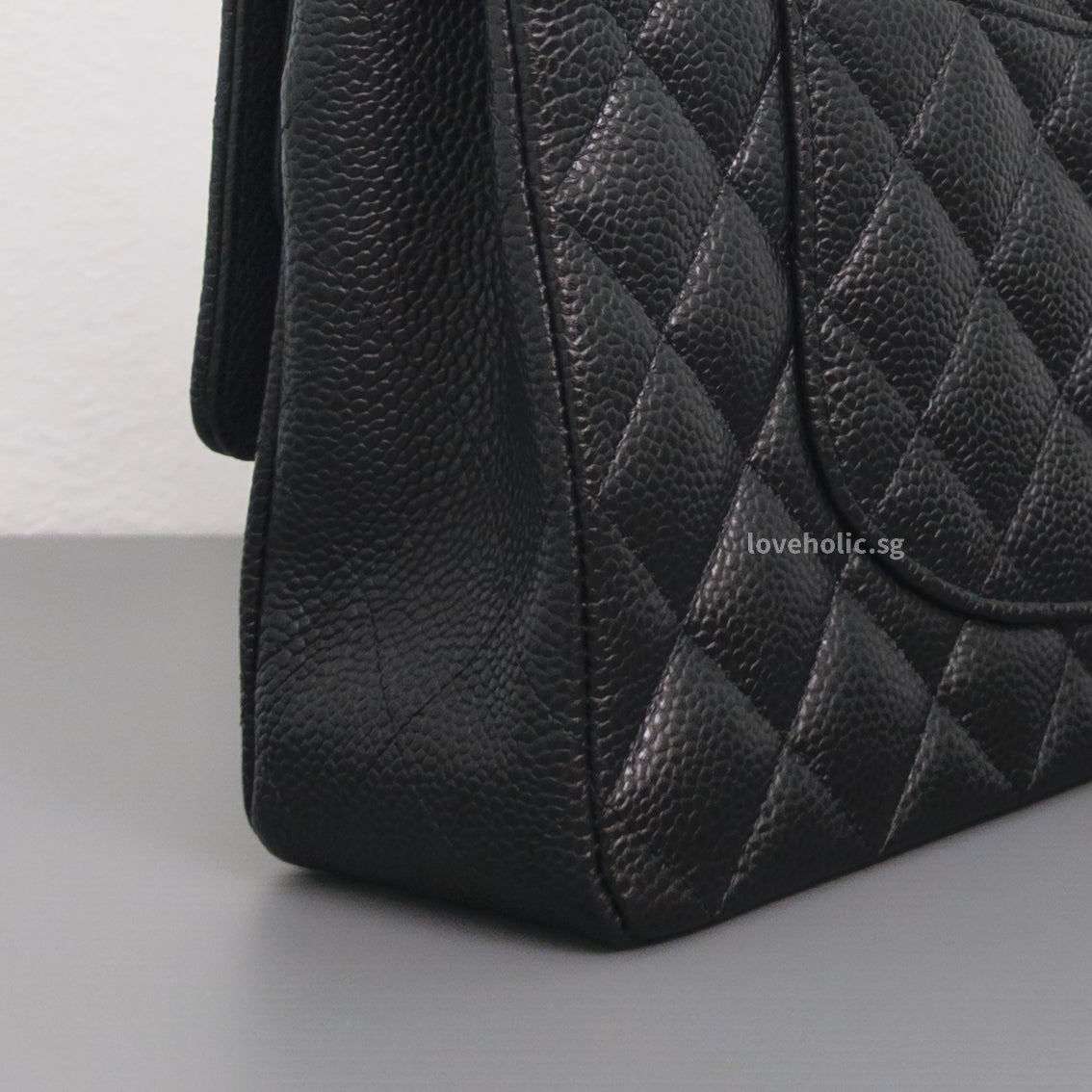 Chanel Classic Flap Medium | Black Caviar Silver Hardware-details