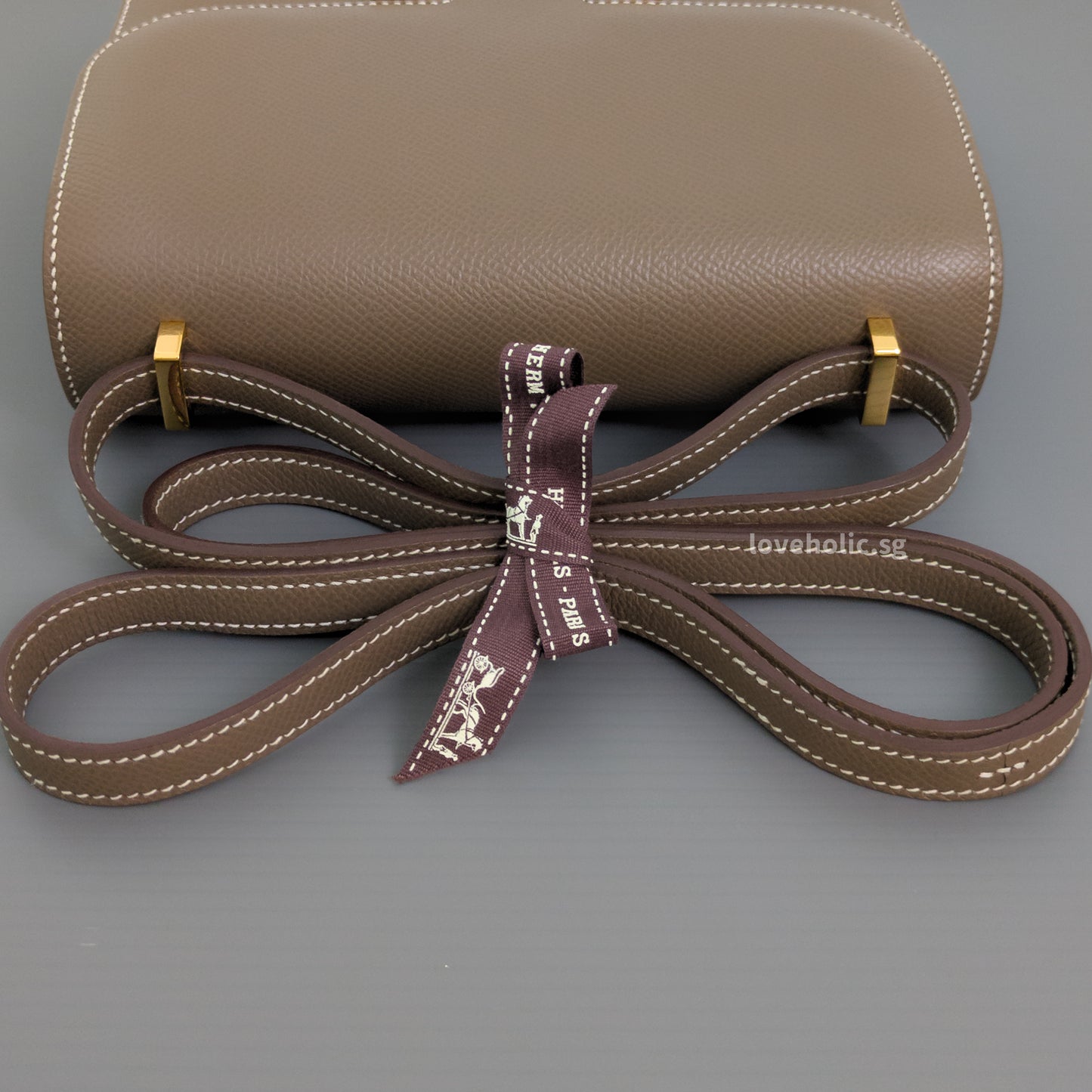 Hermes Constance 18 Mini | Etoupe Epsom Gold Hardware-details