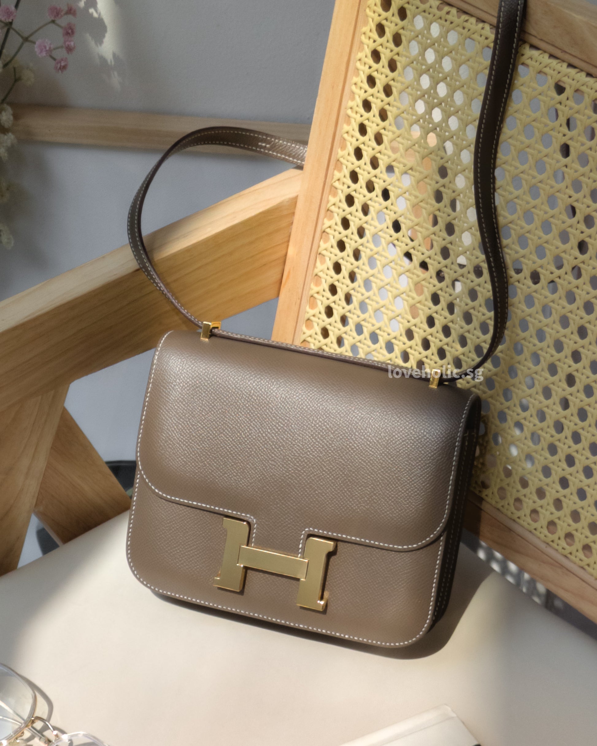 Hermes Constance 18 Mini | Etoupe Epsom Gold Hardware-front