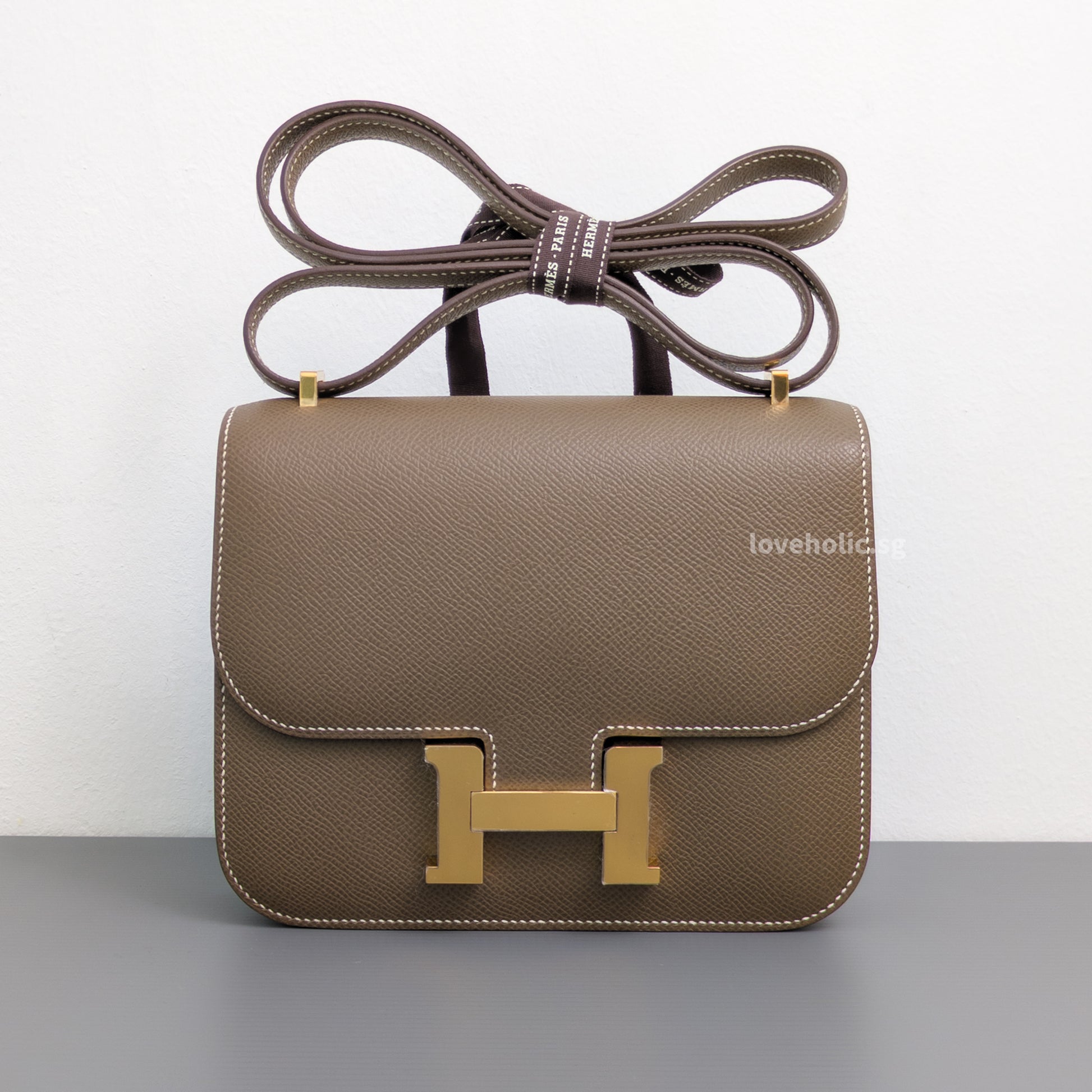 Hermes Constance 18 Mini | Etoupe Epsom Gold Hardware-front1