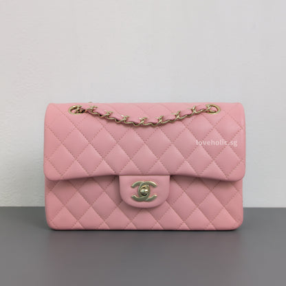 Chanel Classic Flap Small | 22C Sakura Pink Caviar Light Gold Hardware-front1