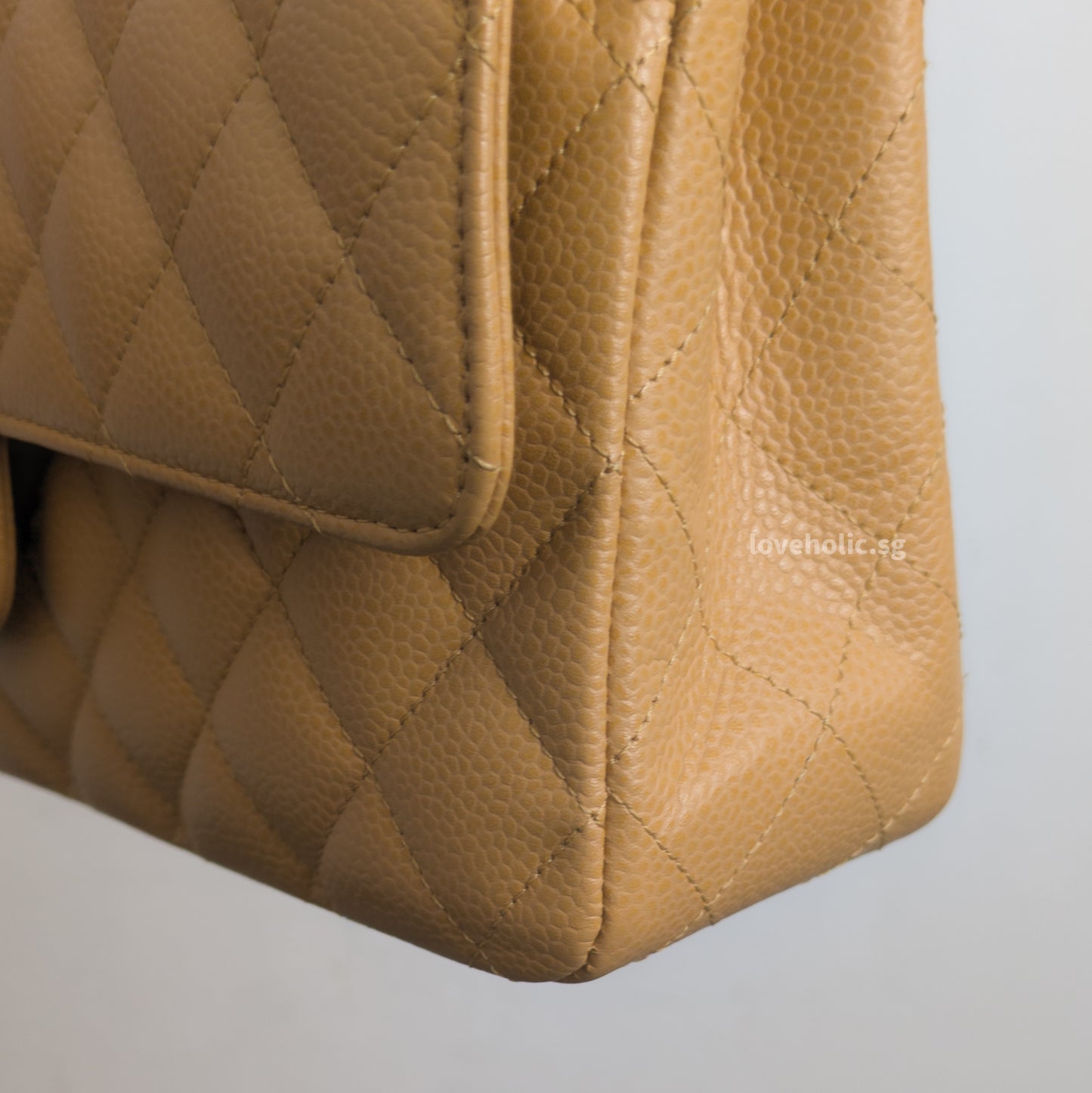 Vintage Classic Flap Medium | Dark Beige Caviar Silver Hardware