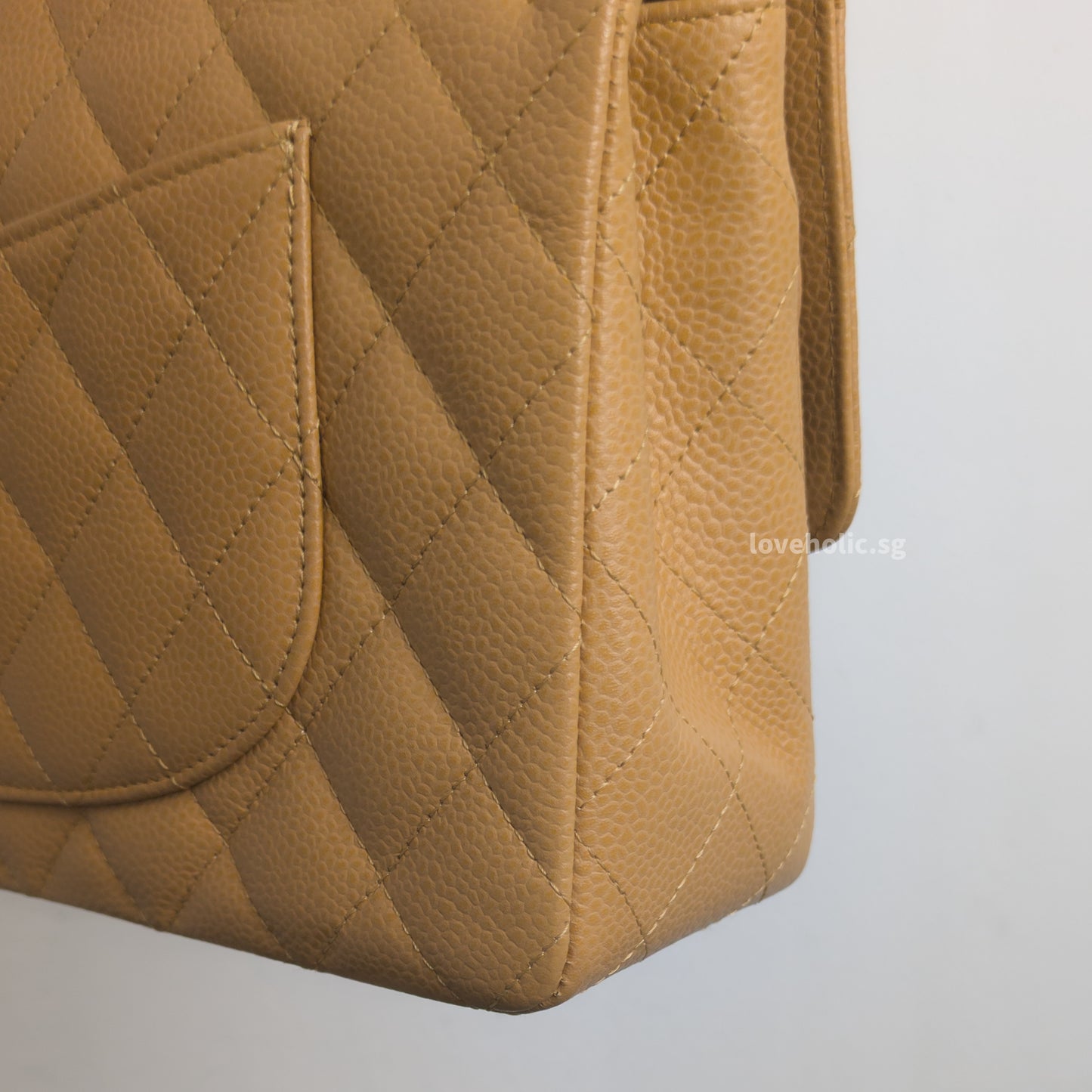 Vintage Classic Flap Medium | Dark Beige Caviar Silver Hardware