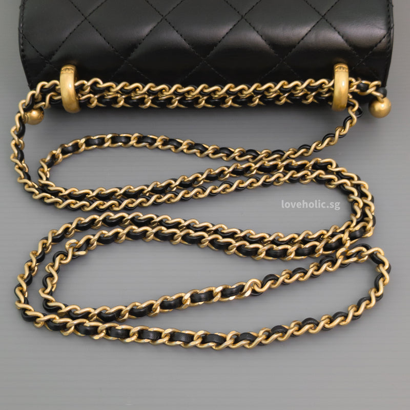 Chanel 24C Double Pearl Flap Bag Black Calfskin Brushed Gold Hardware-details