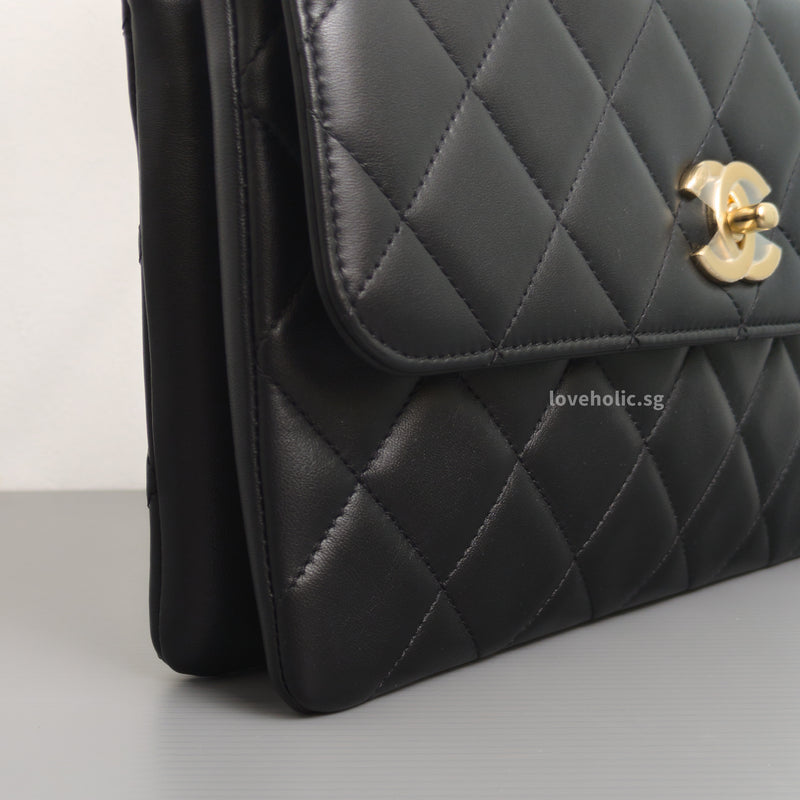 Chanel Trendy CC Flap Bag | Black Lambskin Light Gold Hardware-details