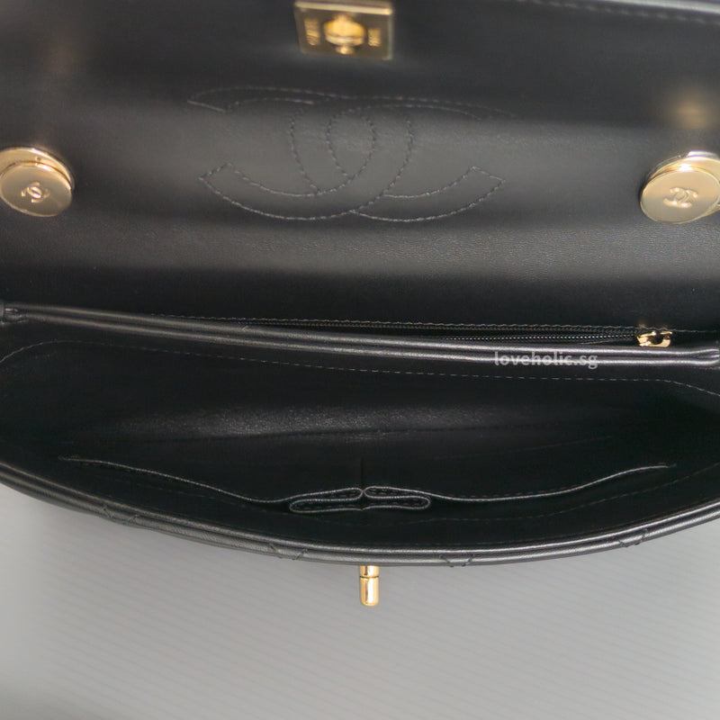 Chanel Trendy CC Flap Bag | Black Lambskin Light Gold Hardware-details
