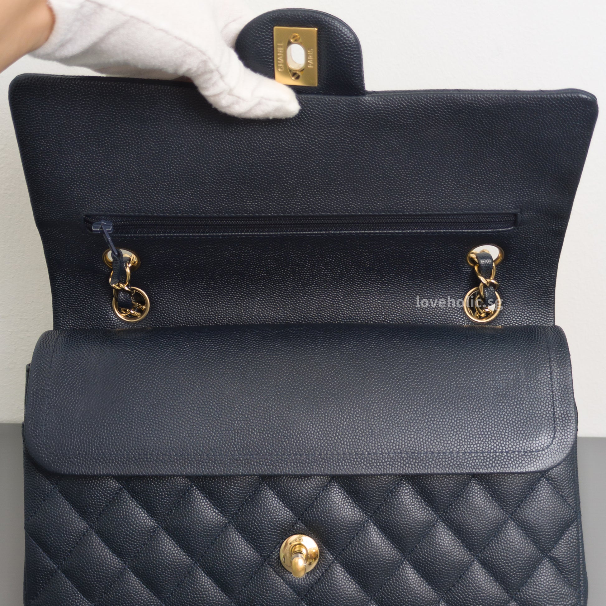 Chanel Classic Flap Medium | Midnight Blue Caviar Light Gold Hardware-details