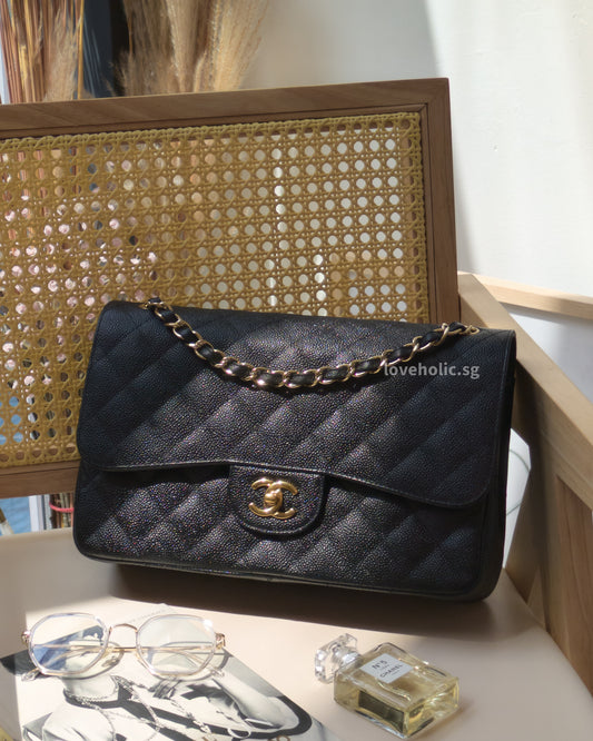 Chanel Classic Flap Jumbo | Black Caviar Gold Hardware-front