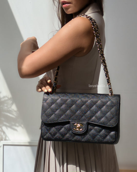 Chanel Classic Flap Jumbo | Black Caviar Gold Hardware-model