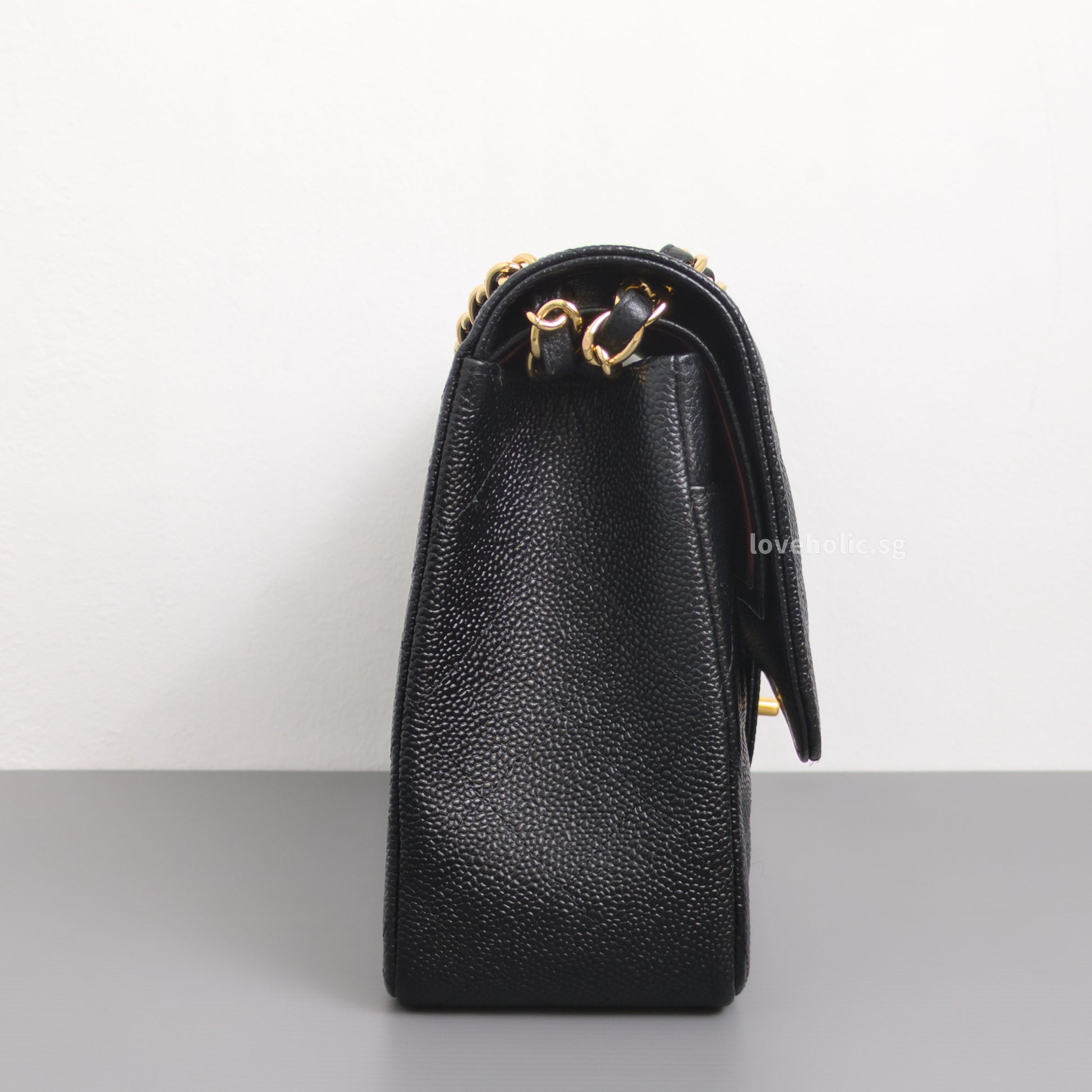 Chanel Classic Flap Jumbo | Black Caviar Gold Hardware-details