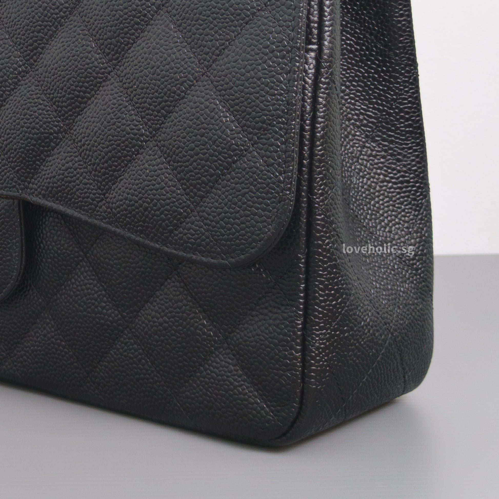 Chanel Classic Flap Jumbo | Black Caviar Gold Hardware-details