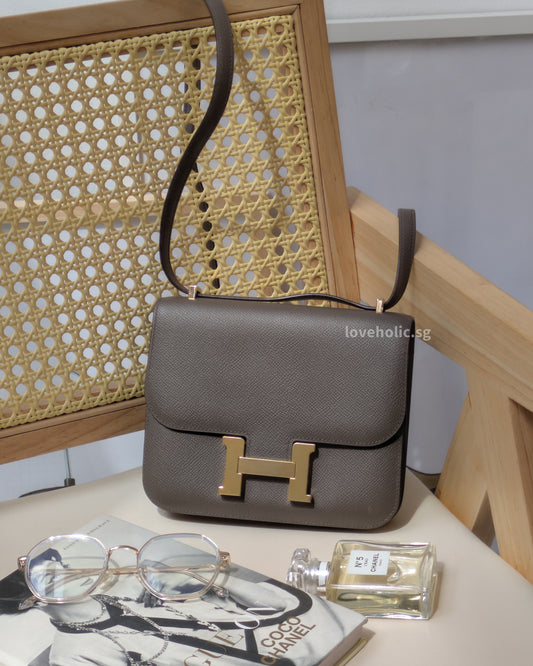 Hermes Constance 18 Mini | Etain Epsom Gold Hardware-front