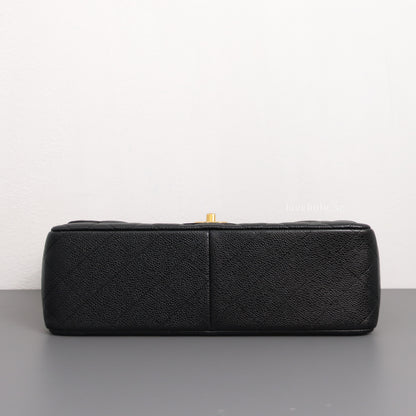 Chanel Classic Flap Jumbo | Black Caviar Gold Hardware-details