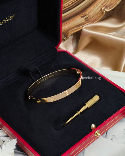 Cartier Love Bracelet Classic Size 17 | 18K Gold-front