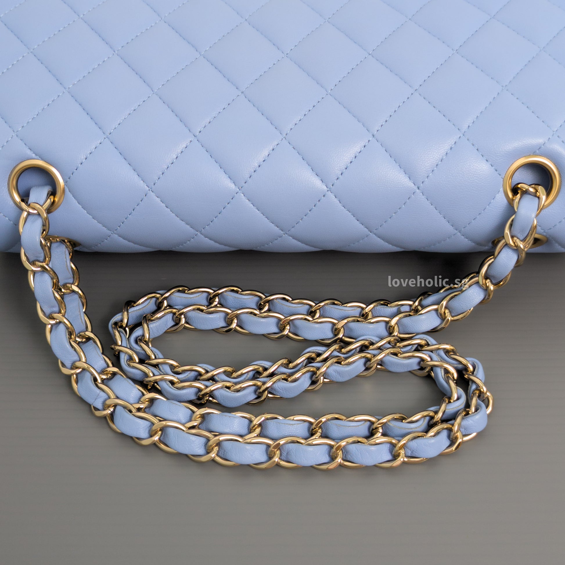 Chanel Classic Flap Medium | 21C Sky Blue Lambskin Light Gold Hardware-details
