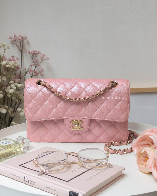 Chanel Classic Flap Small | 19S Iridescent Sakura Pink Caviar Light Gold Hardware-front