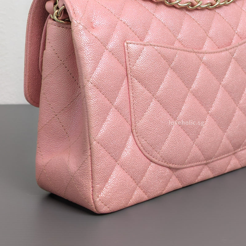 Chanel Classic Flap Small | 19S Iridescent Sakura Pink Caviar Light Gold Hardware-details