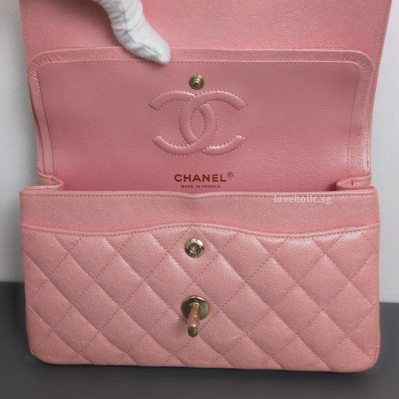 Chanel Classic Flap Small | 19S Iridescent Sakura Pink Caviar Light Gold Hardware-details