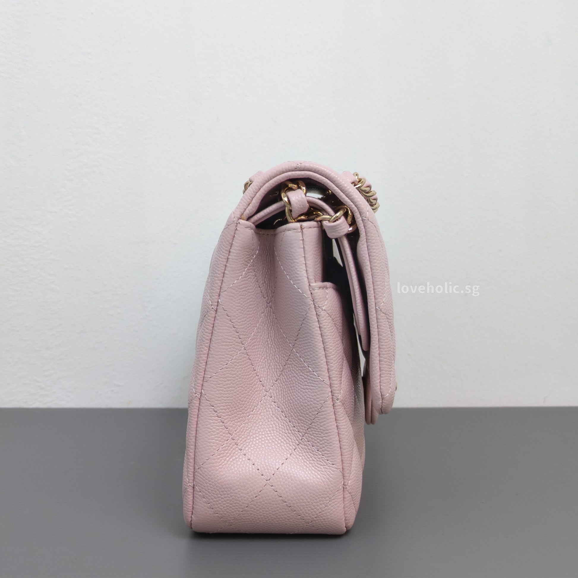 Chanel Classic Flap Medium | 21C Rose Claire Caviar Light Gold Hardware-details