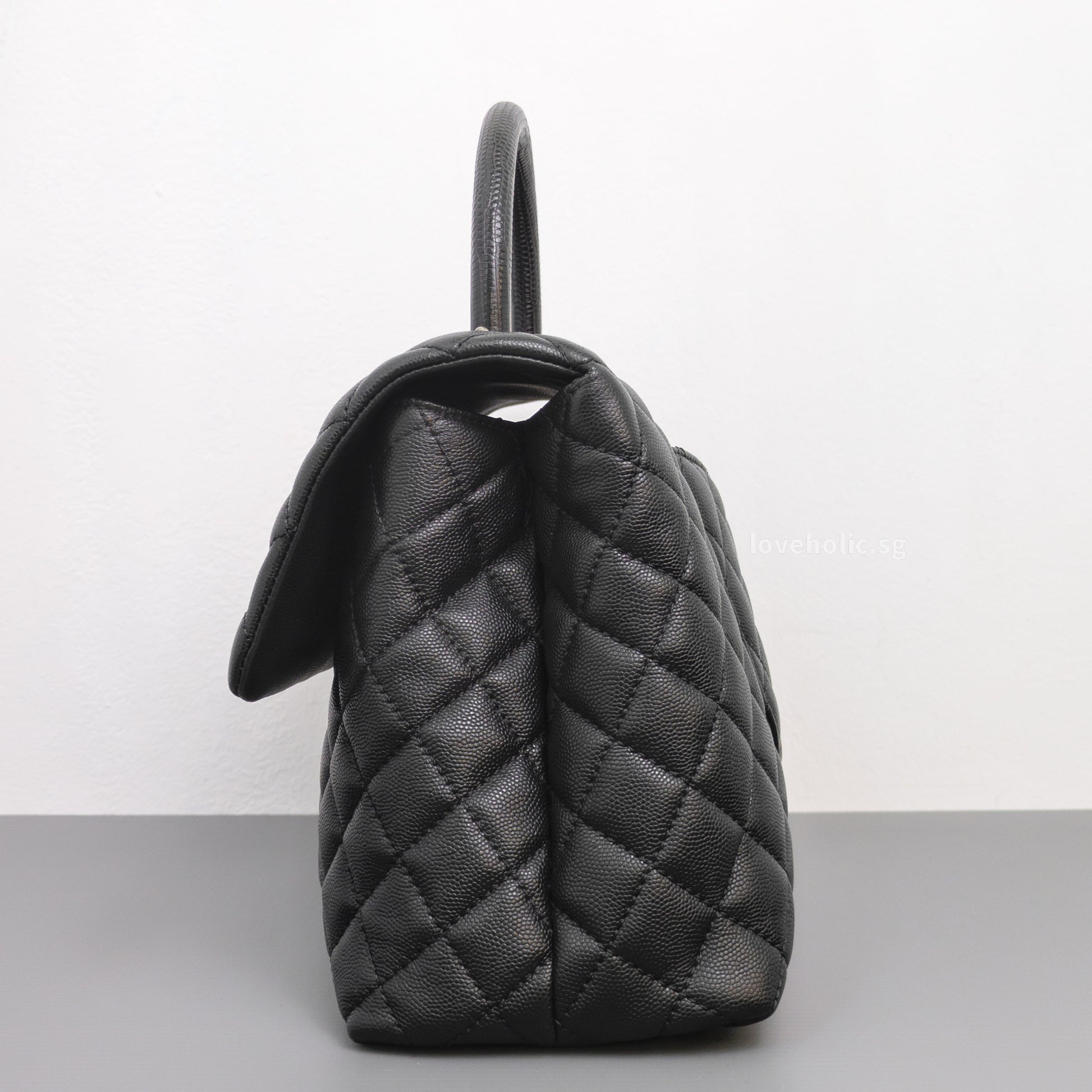 Chanel Coco Handle Large with Lizard Handle | Black Caviar Ruthenium Hardware-side