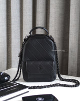 Backpack Mini | 25C SO BLACK Calfskin Black Hardware