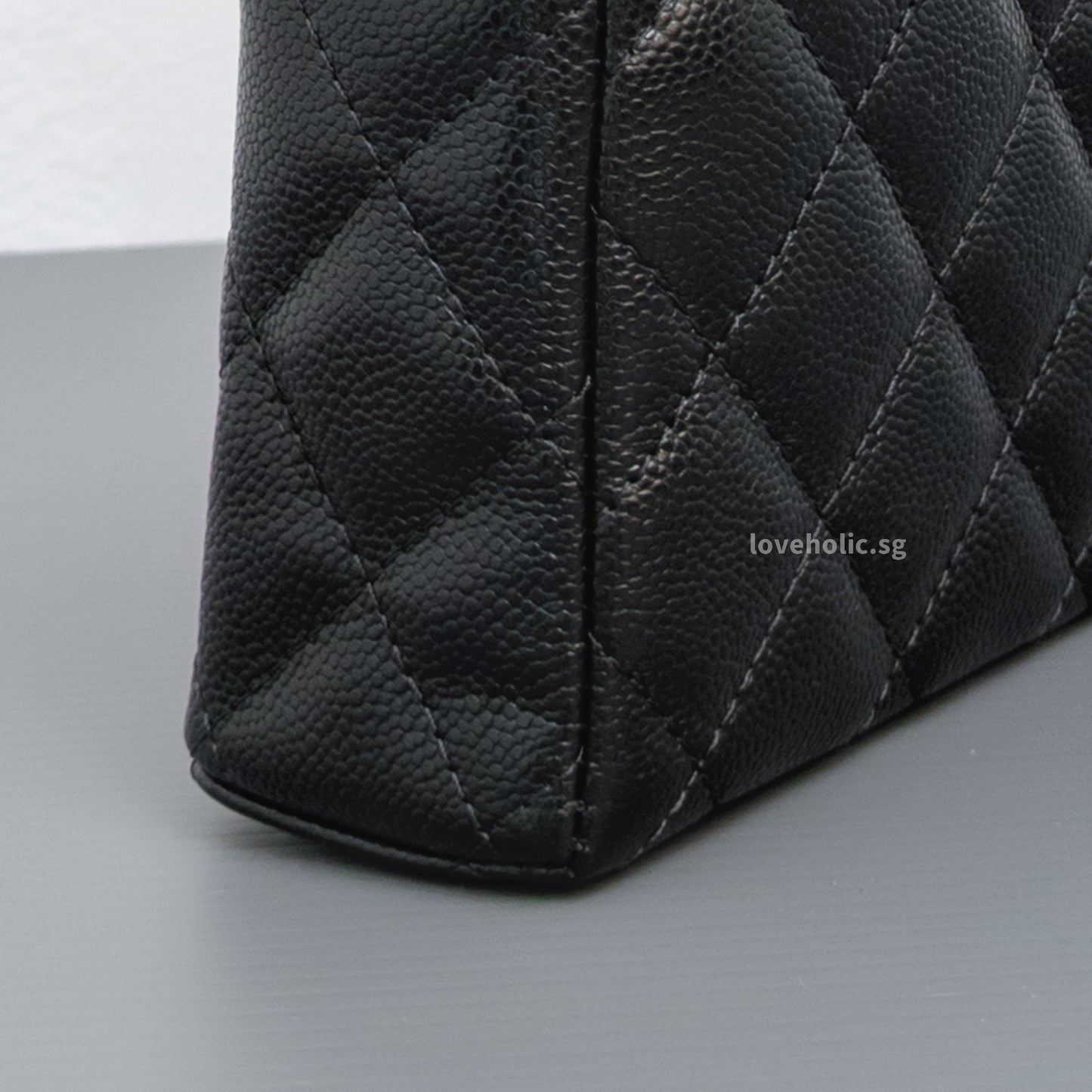 Chanel Top Handle Vanity On Chain LP | Black Caviar Light Gold Hardware-details