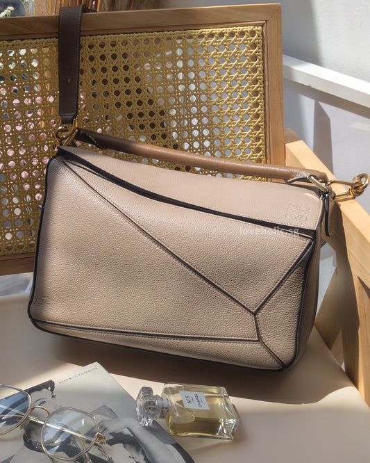 Loewe Puzzle Medium | Sand/ Mink Calfskin Gold Hardware-front