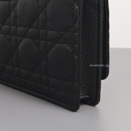 Dior Caro Pouch with Chain | Black Cannage Calfskin Gold Hardware-details