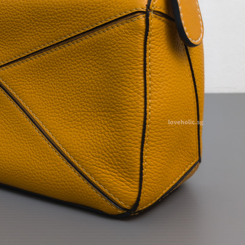 Loewe Puzzle Mini | Sunflower Calfskin Silver Hardware-details