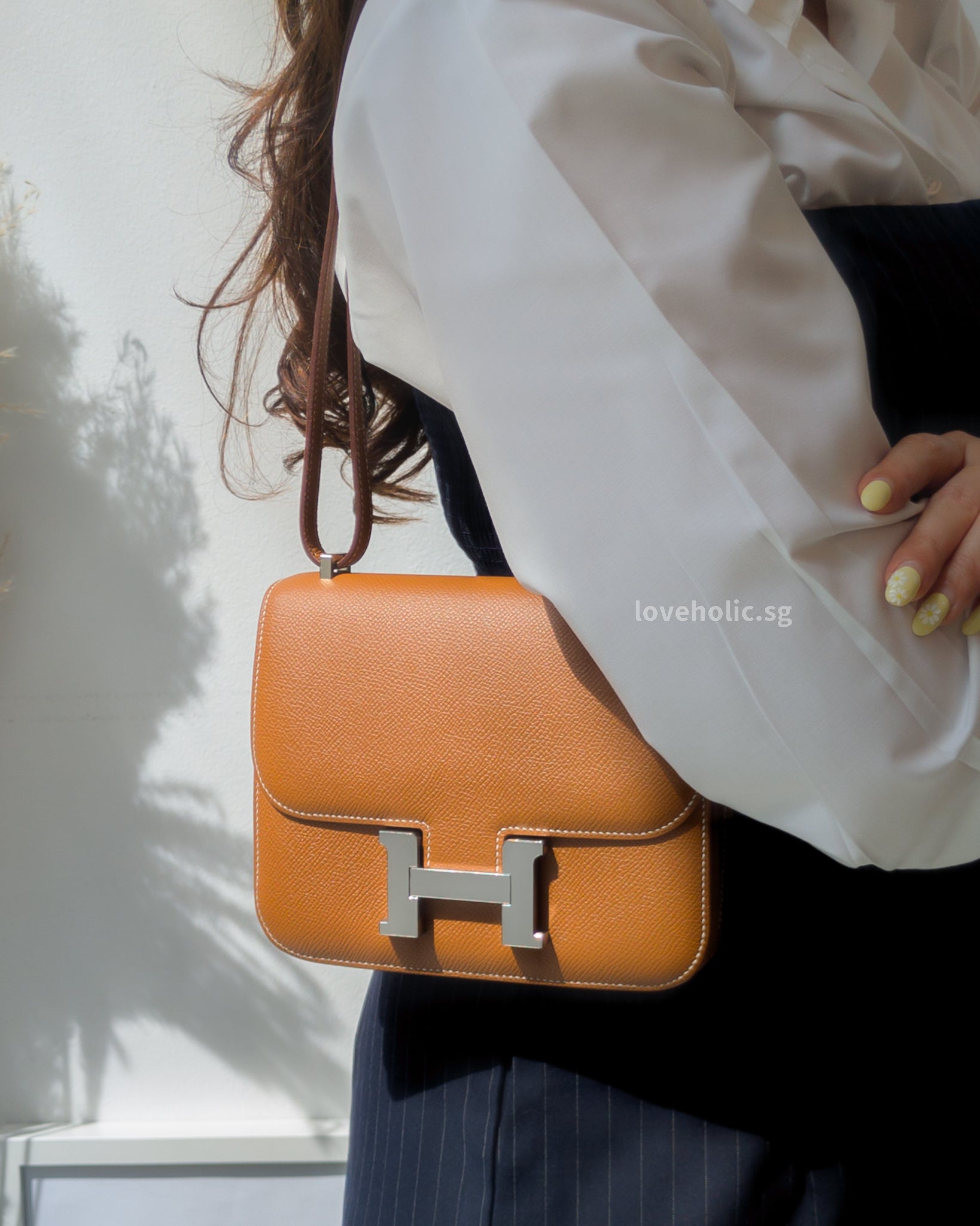 Hermes Constance 19 Gold Epsom Palladium Hardware-model