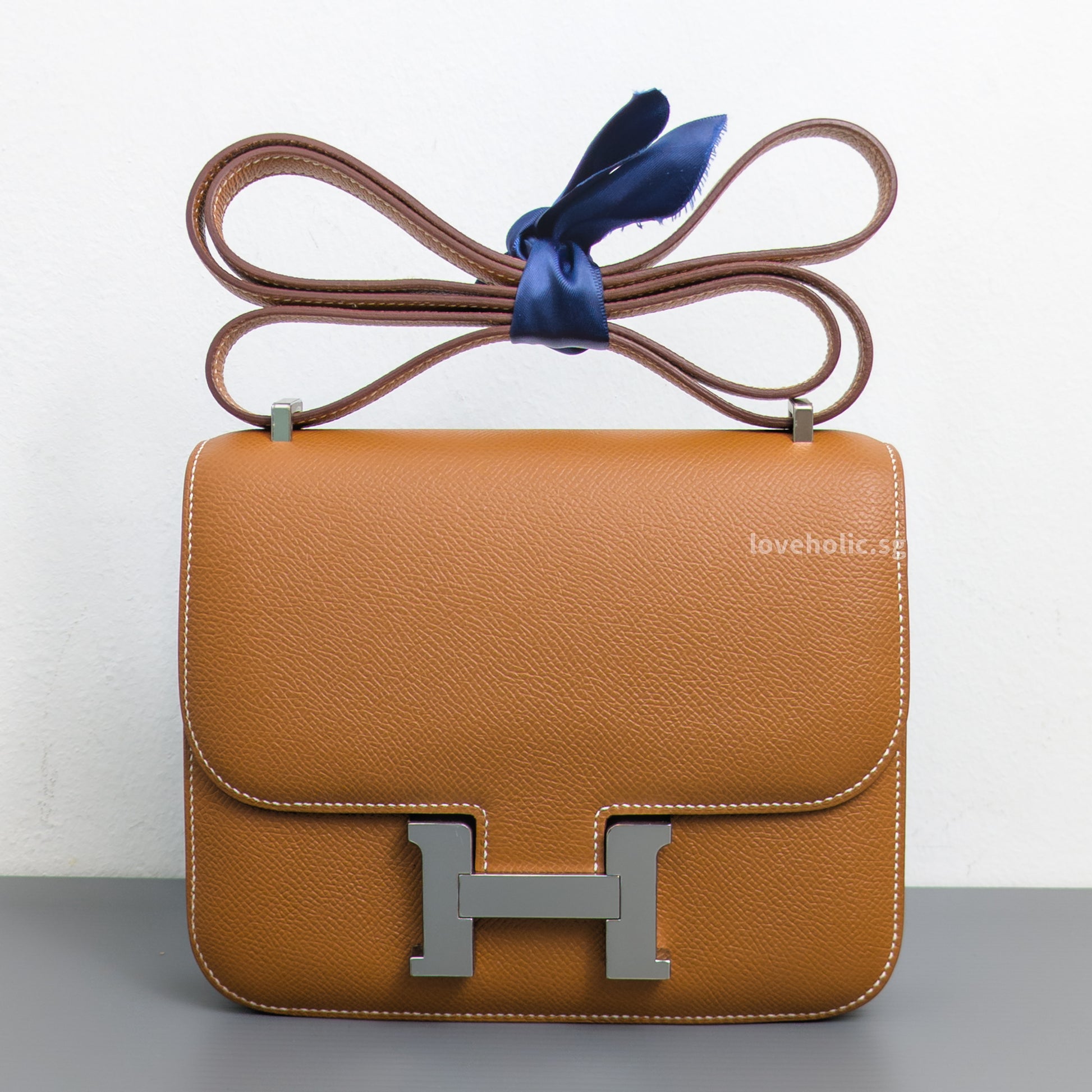 Hermes Constance 19 Gold Epsom Palladium Hardware-front1