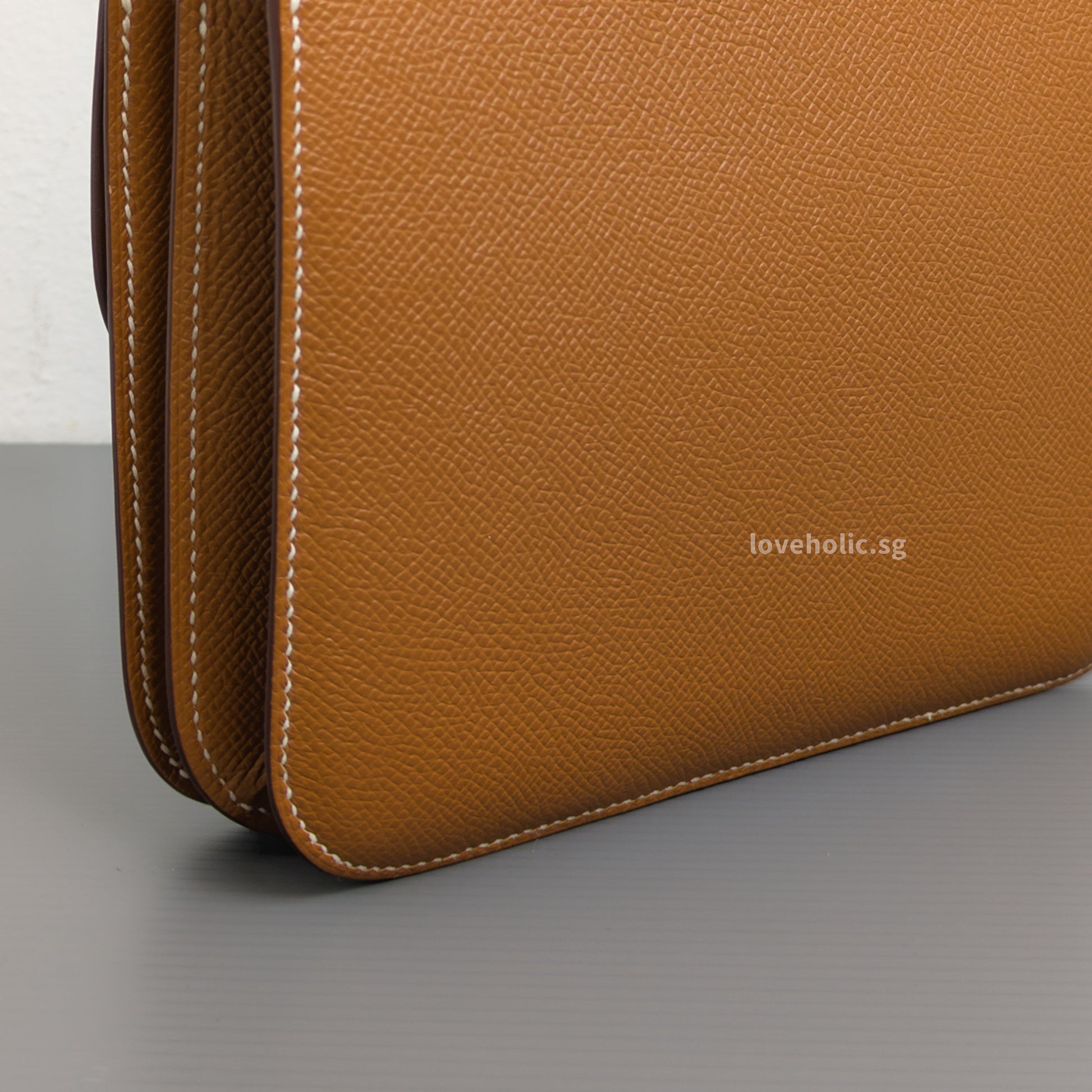 Hermes Constance 19 Gold Epsom Palladium Hardware-details