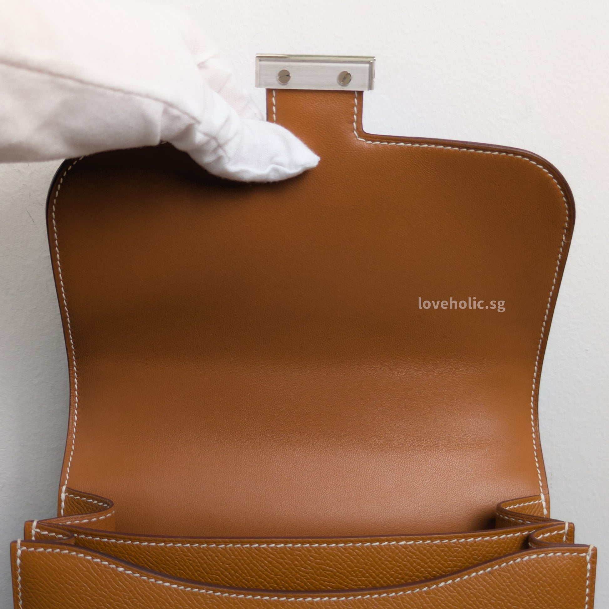 Hermes Constance 19 Gold Epsom Palladium Hardware-details